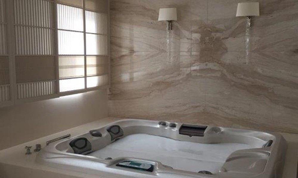 Jacuzzi Baignoire Luxembourg