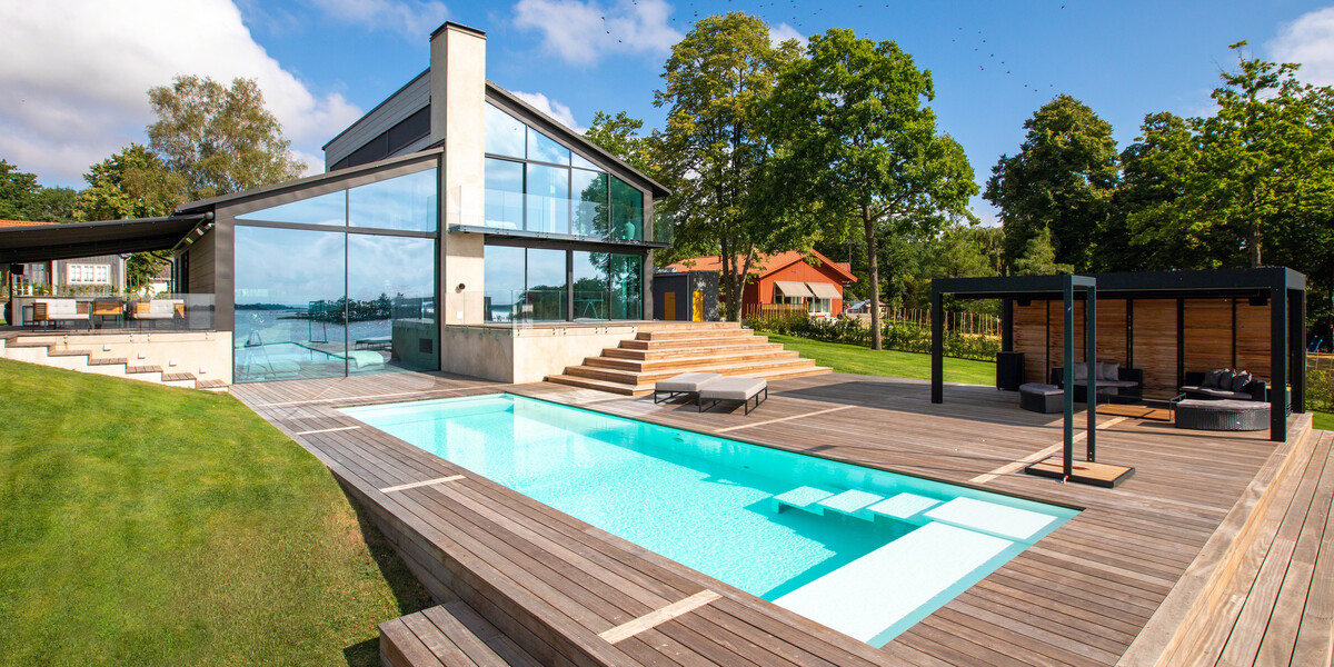 piscine debordement niveko