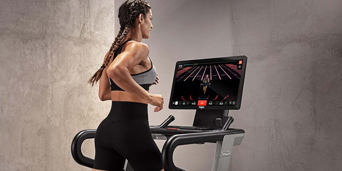 Tapis de course connecté Technogym