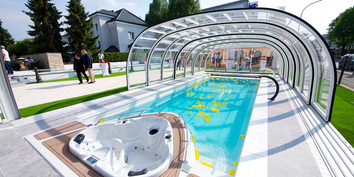 yacht pool wels 04 1200